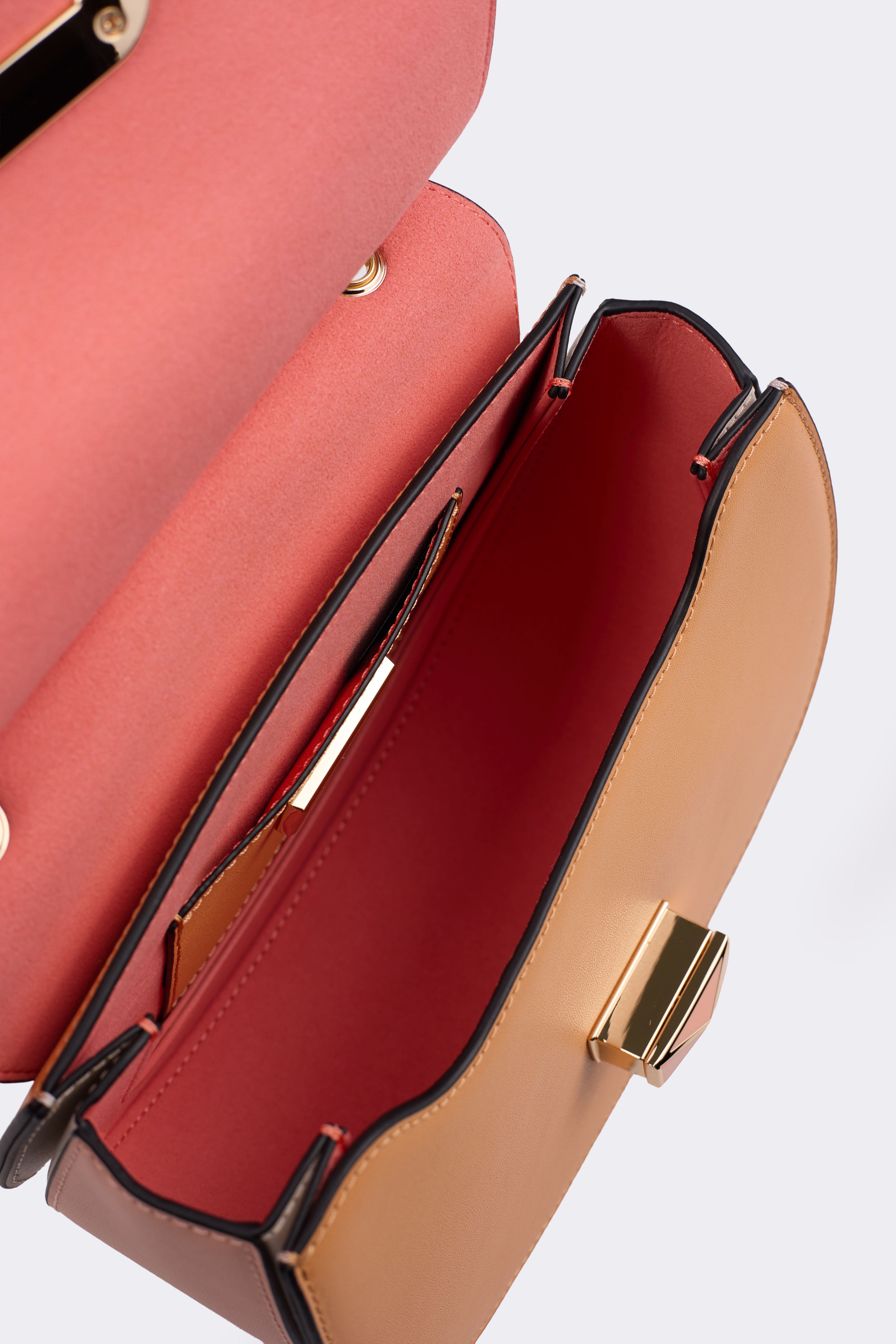 Borsa Cromia CROMIA Abbigliamento e accessori > Borsette, portafogli e custodie - dettaglio 3